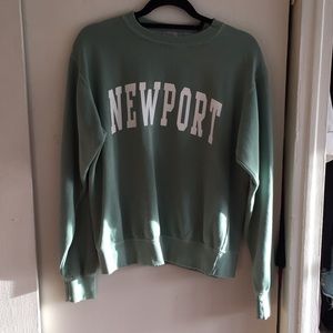 light green "newport" pullover